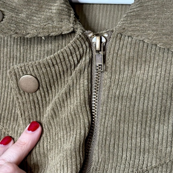 Mine M or L  Olive Green Corduroy Crop Bomber Jacket NWOT - Picture 16 of 17